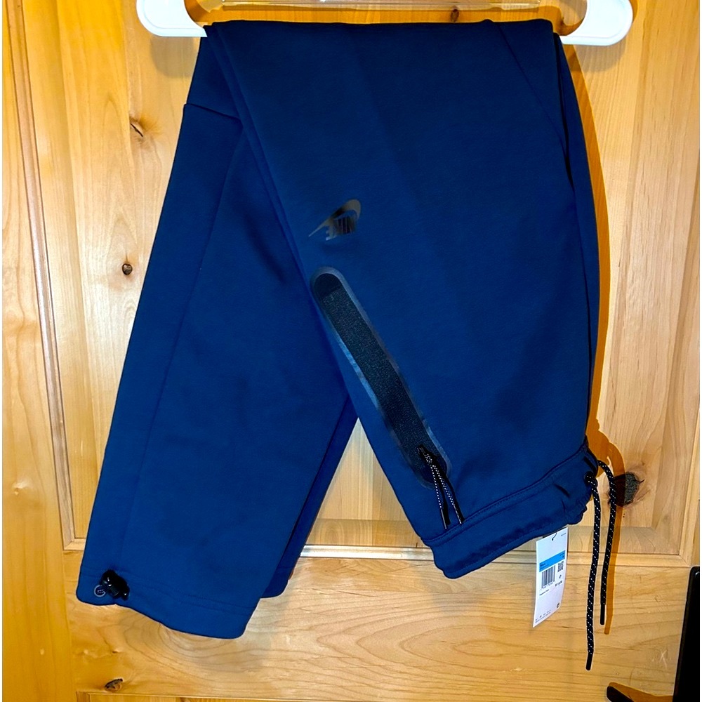 Nike Sportswear Tech Fleece Pants Joggers Navy Men’s Medium (NEW)